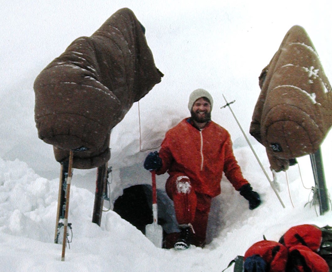 Tom at snow cave.jpg