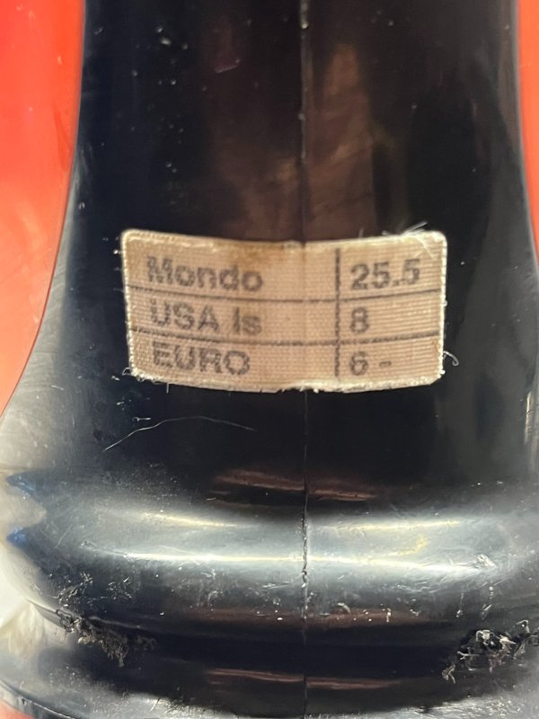 Heel 25.5.jpg