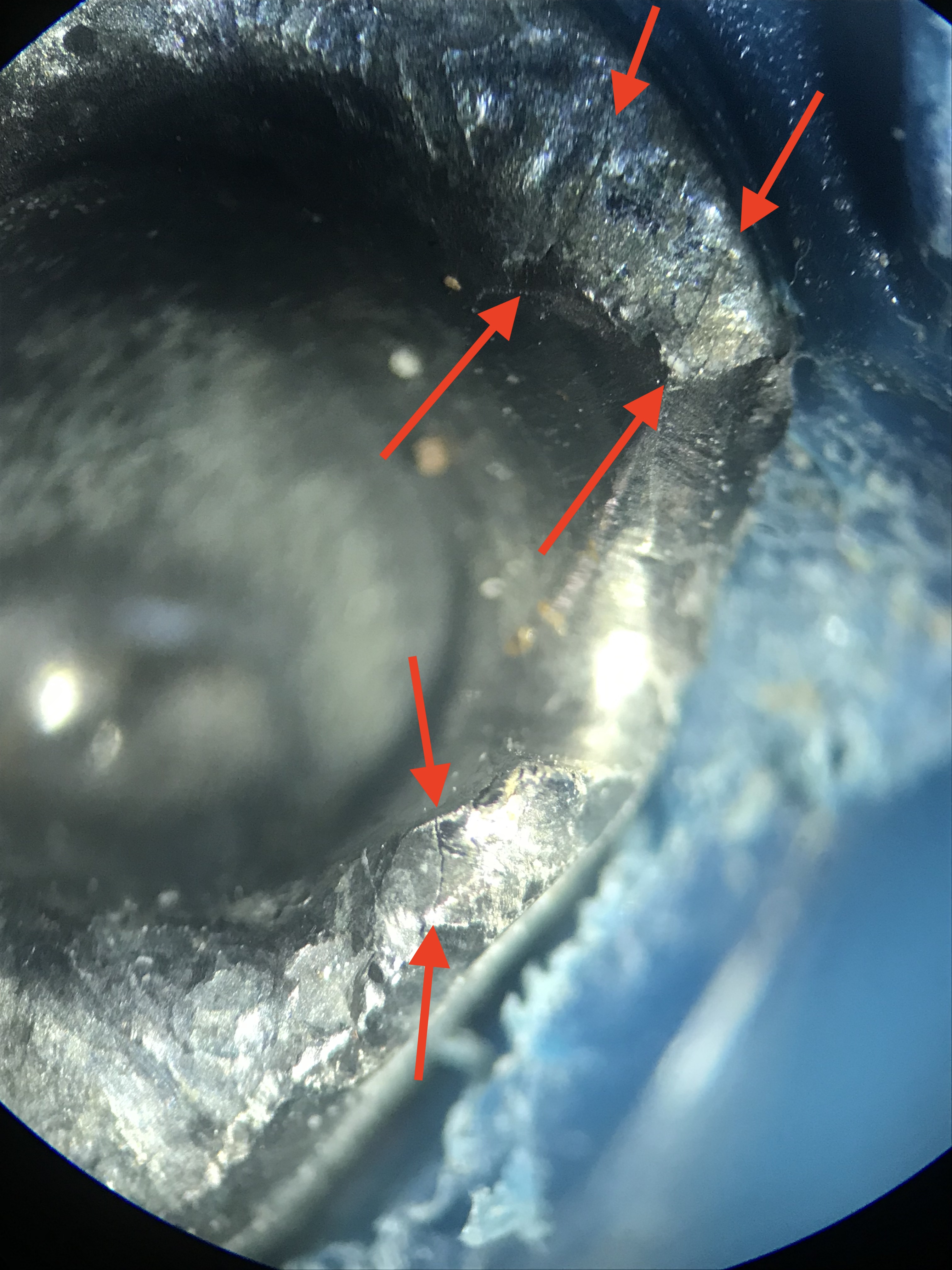 Scarpa insert cracks zoom 2.jpg